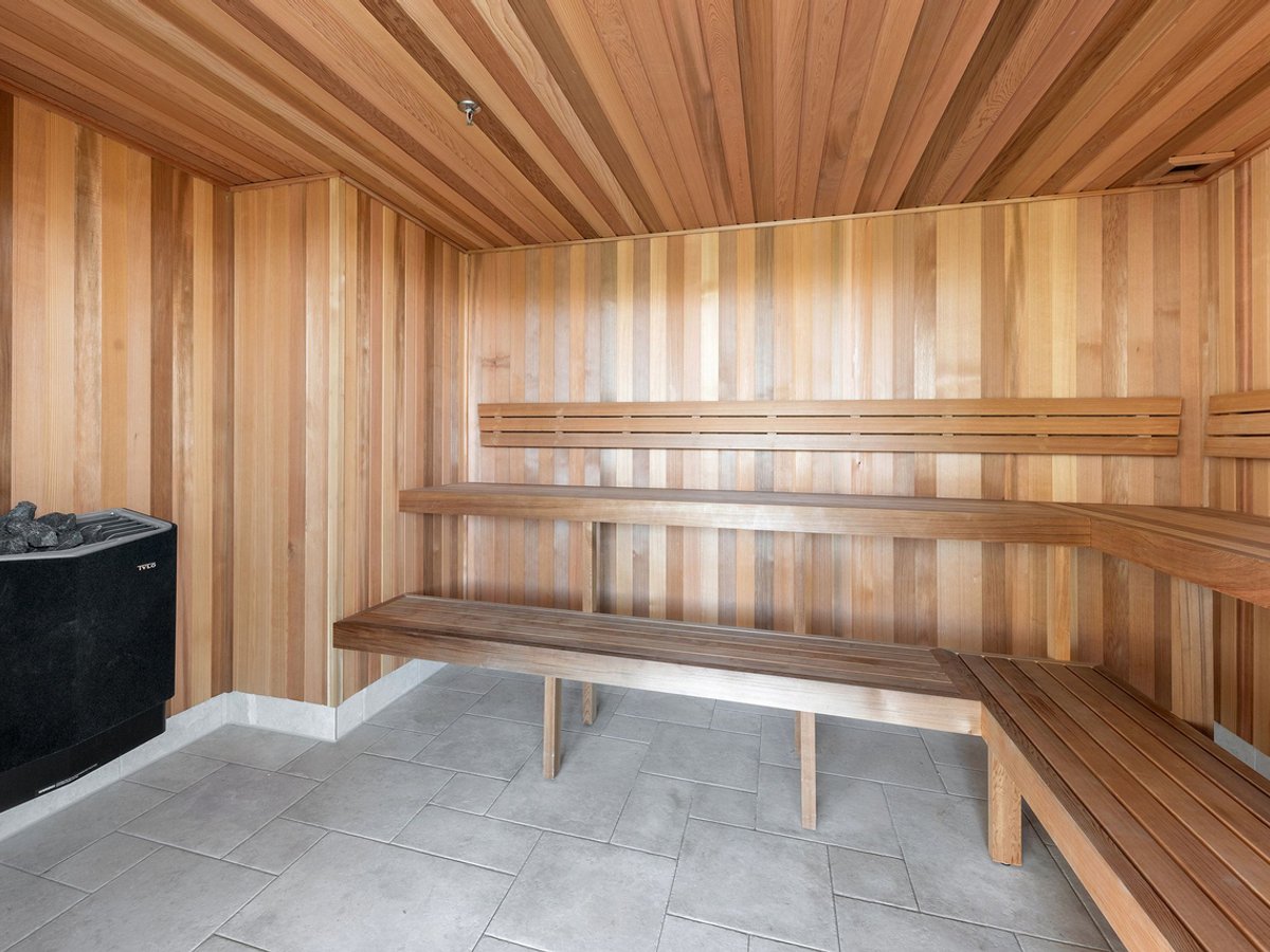 146 Surf Parade, Broadbeach - Thumbnail 21