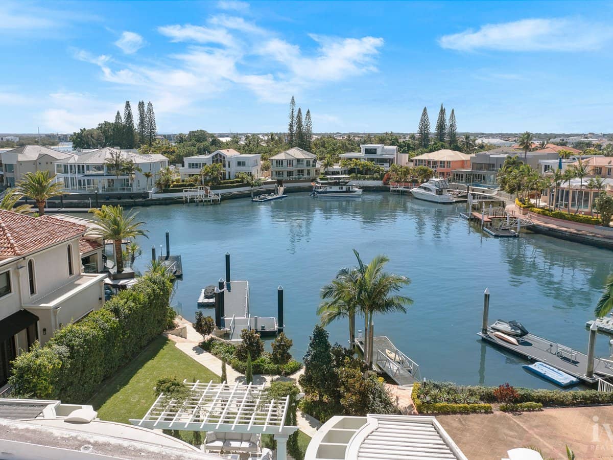 35 Brittanic Crescent, Sovereign Islands - Thumbnail 32