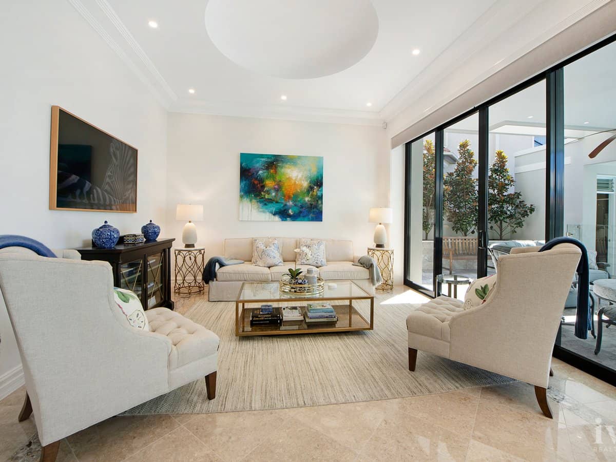 35 Brittanic Crescent, Sovereign Islands - Thumbnail 18