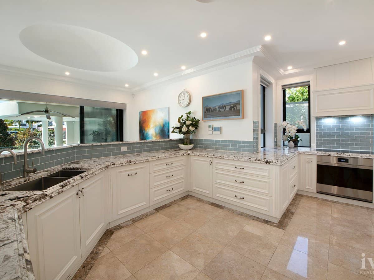 35 Brittanic Crescent, Sovereign Islands - Thumbnail 21