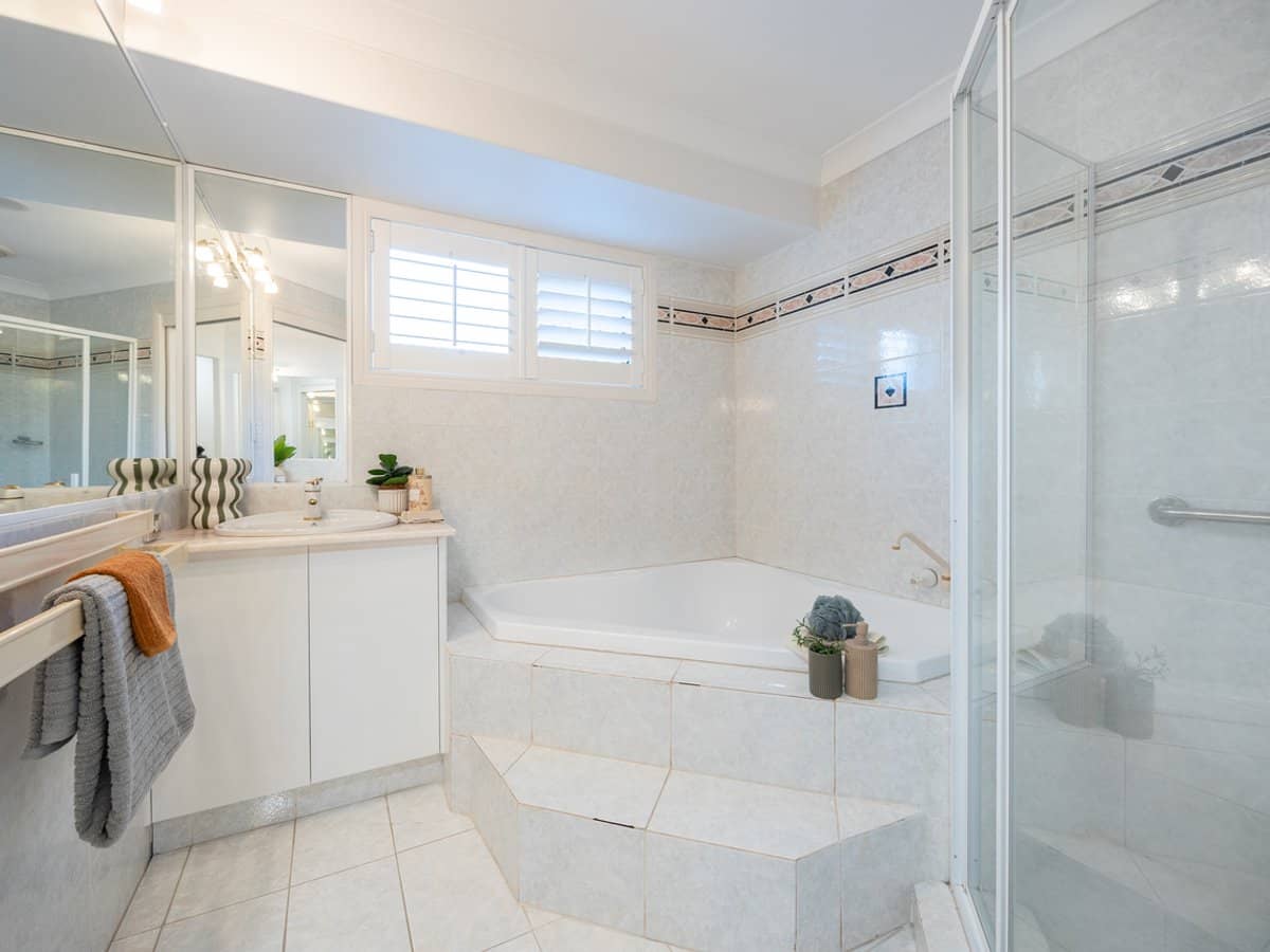 1 Julatten Drive, Robina - Thumbnail 17