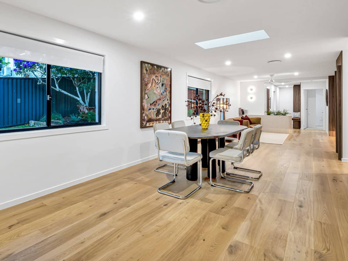 20 Allspice Drive, ASHMORE - Thumbnail 6