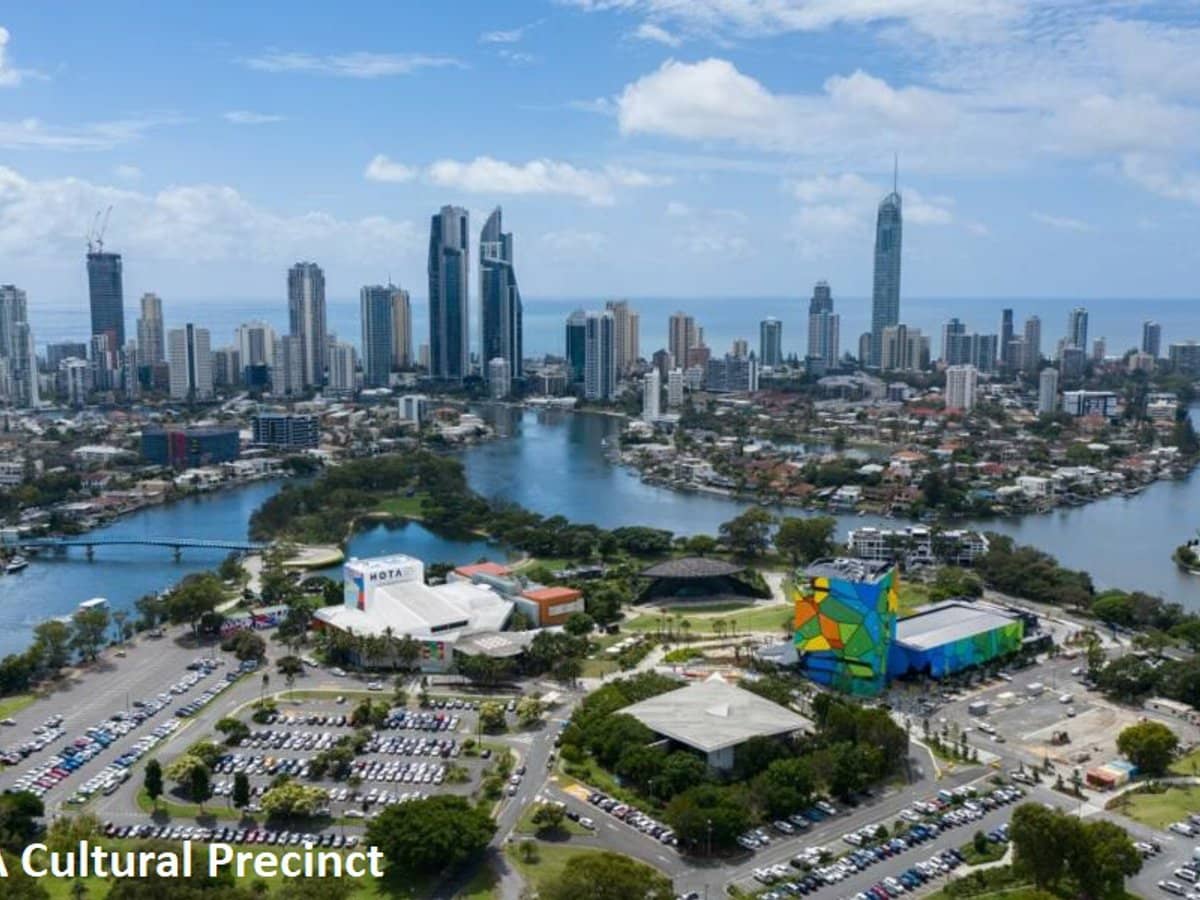 20 Allspice Drive, ASHMORE - Thumbnail 24