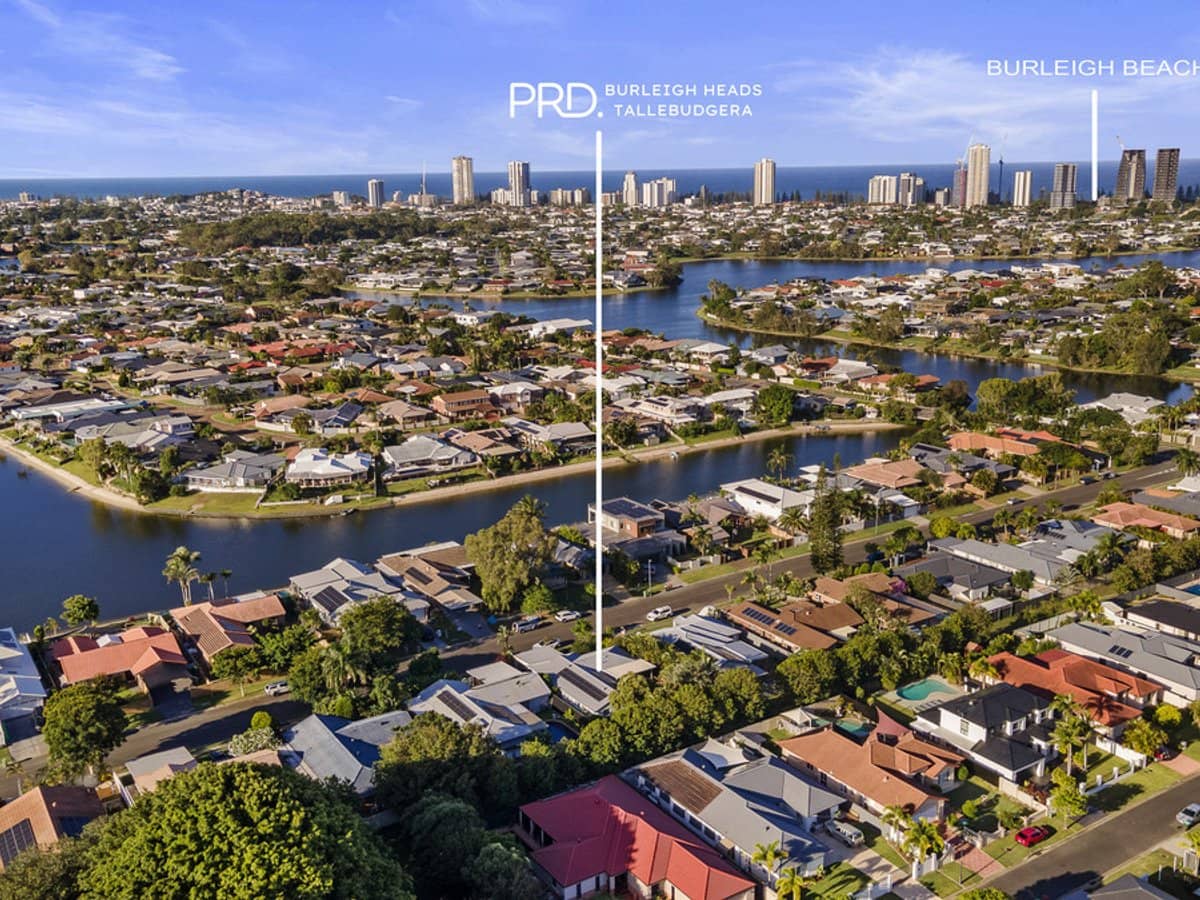 22 Wedgebill Parade, Burleigh Waters - Thumbnail 1