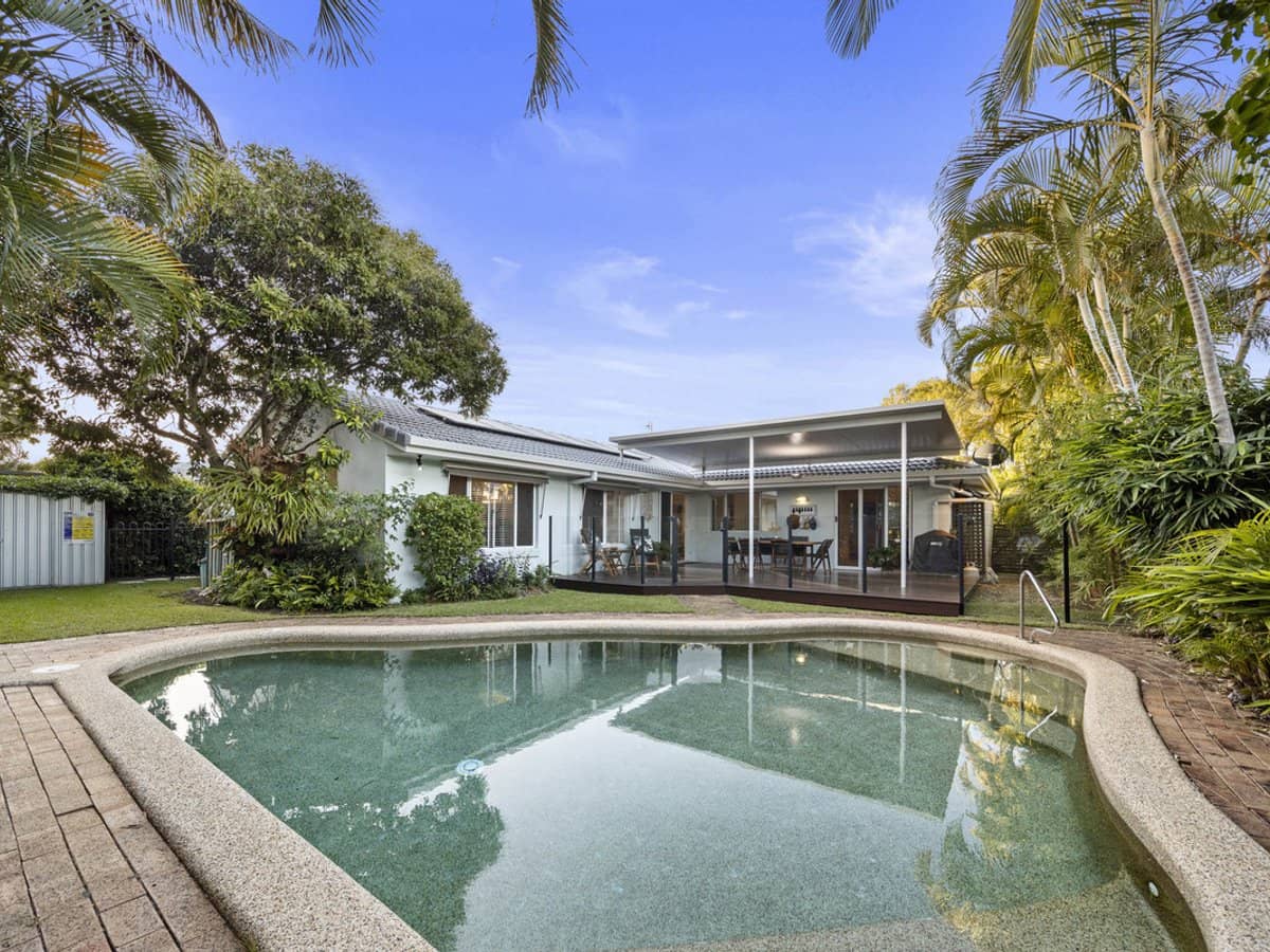 22 Wedgebill Parade, Burleigh Waters - Thumbnail 2