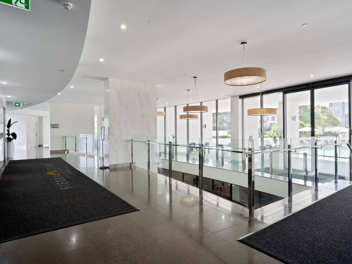 22 Surf Parade, BROADBEACH - Thumbnail 19