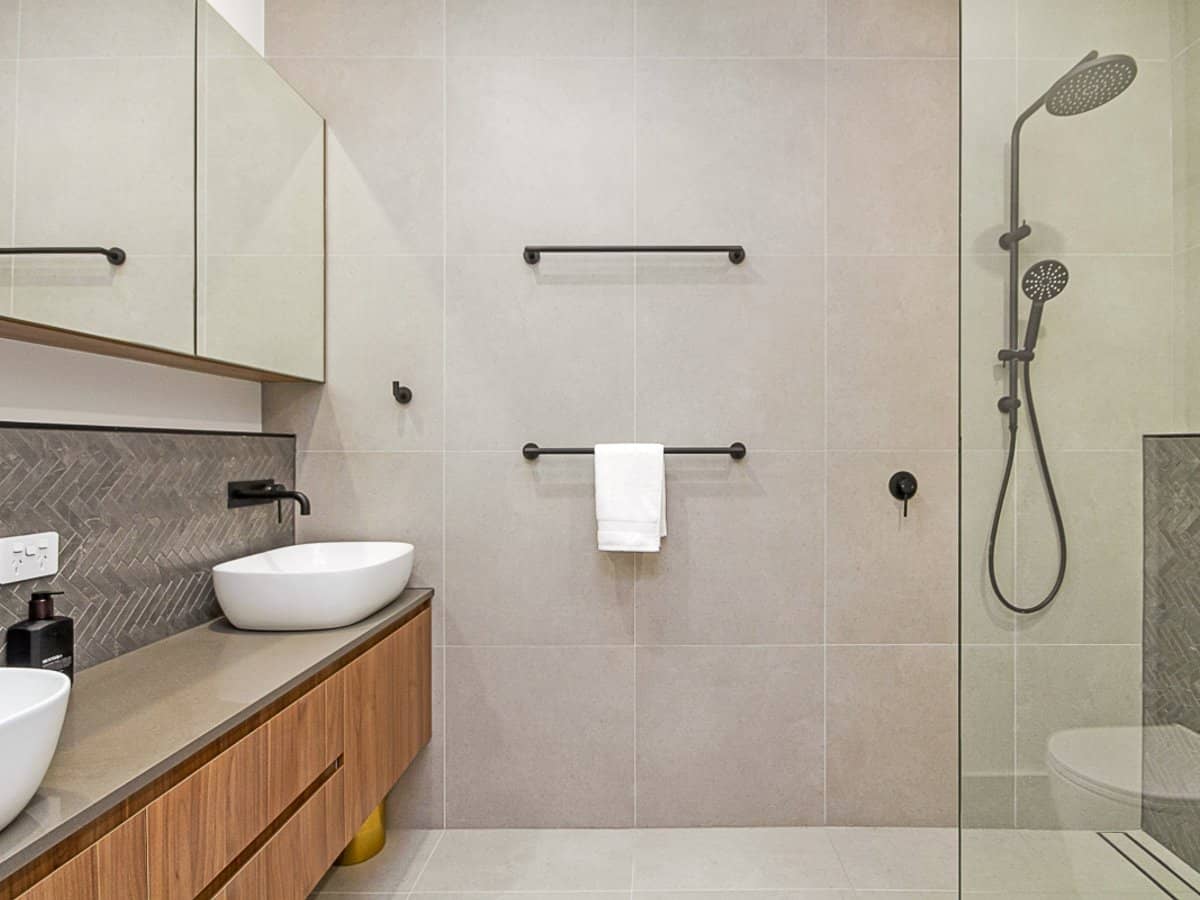 21 Tabilban Street, BURLEIGH HEADS - Thumbnail 8