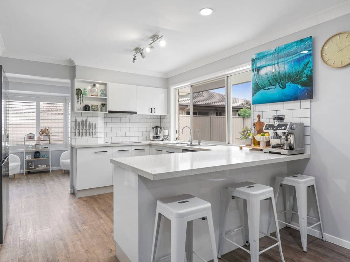 1 Thornleigh Crescent, VARSITY LAKES - Thumbnail 8