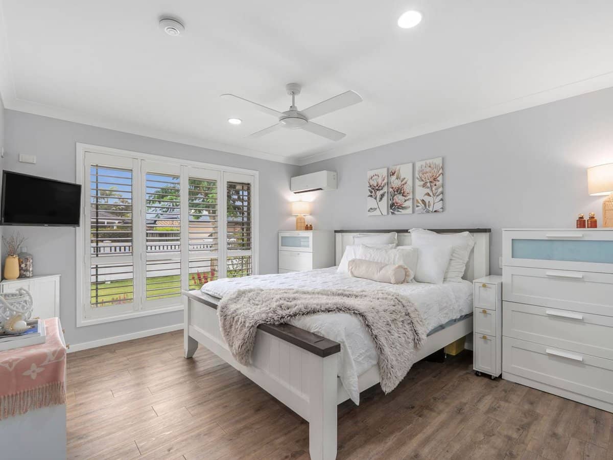 1 Thornleigh Crescent, VARSITY LAKES - Thumbnail 11