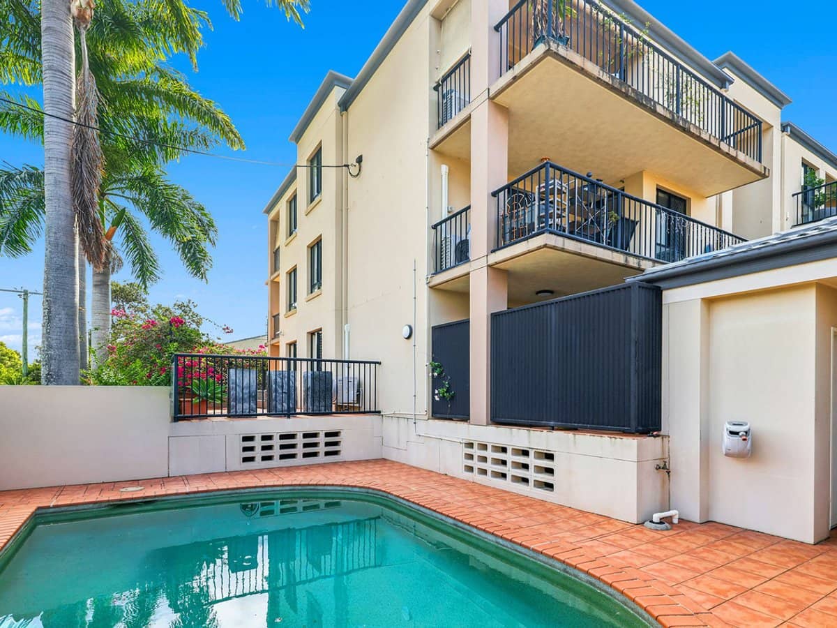 13-15 Illawong Street, Surfers Paradise - Thumbnail 14