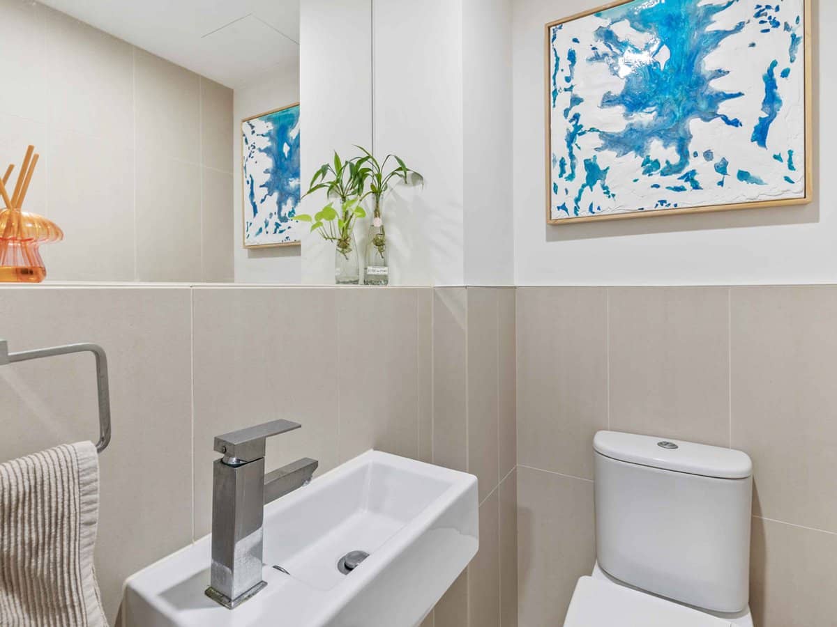 53 Darrambal Street, SURFERS PARADISE - Thumbnail 8