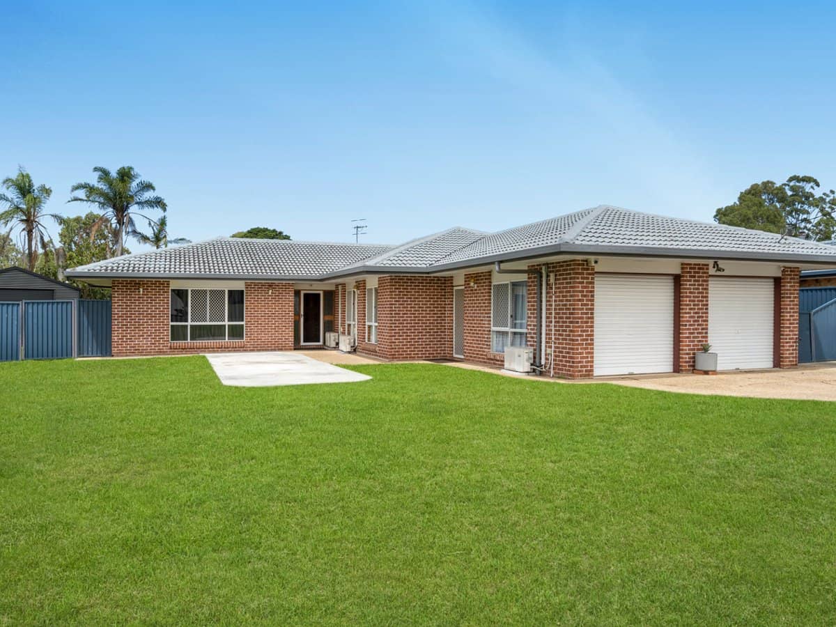 46 Cramer Boulevard, MOUNT WARREN PARK - Thumbnail 1