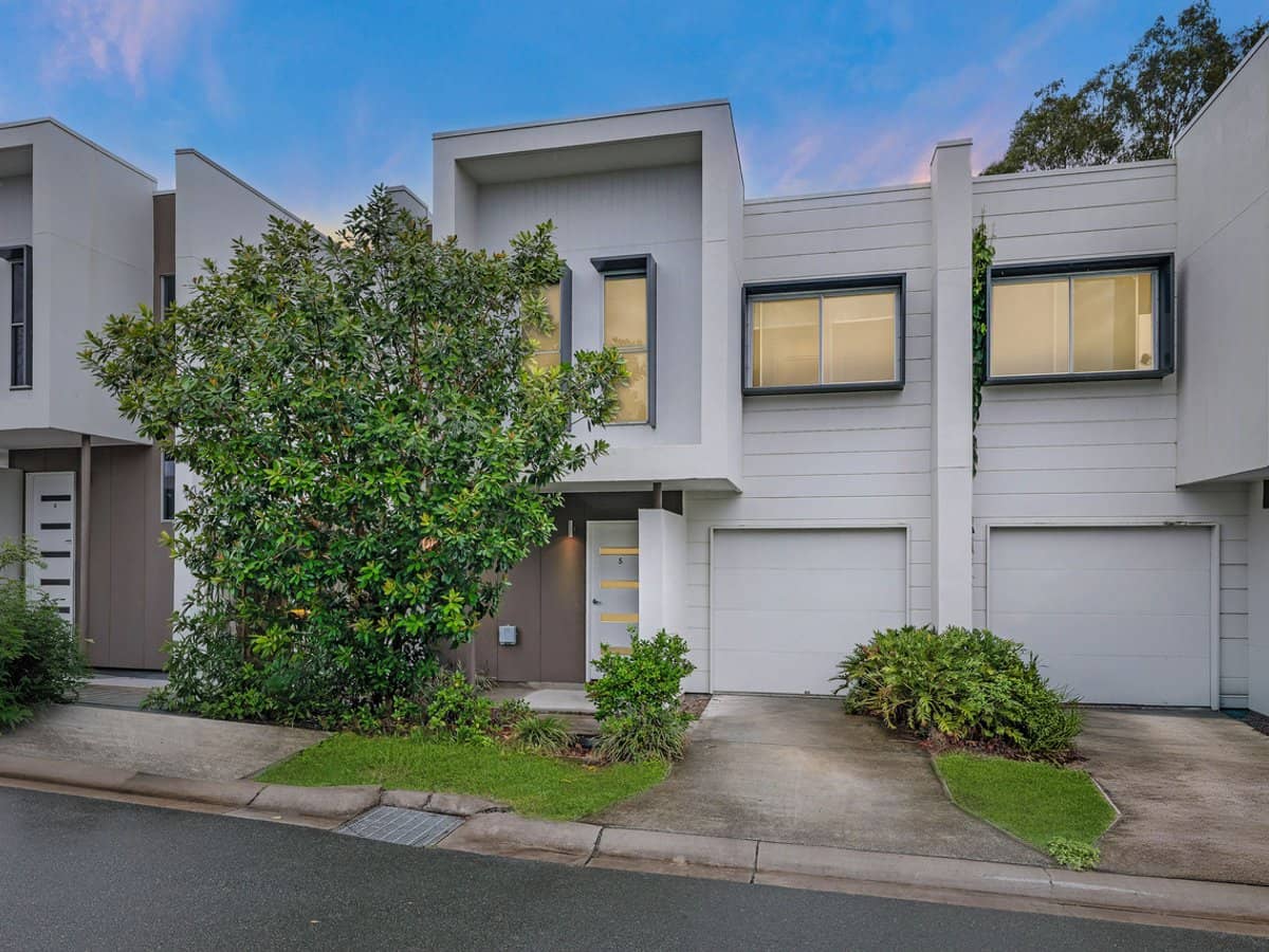 43 Riverbrooke Drive, Upper Coomera - Thumbnail 1