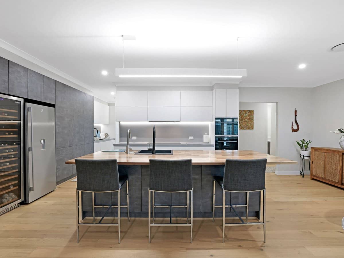 44 Treeline Circuit, Upper Coomera - Thumbnail 1