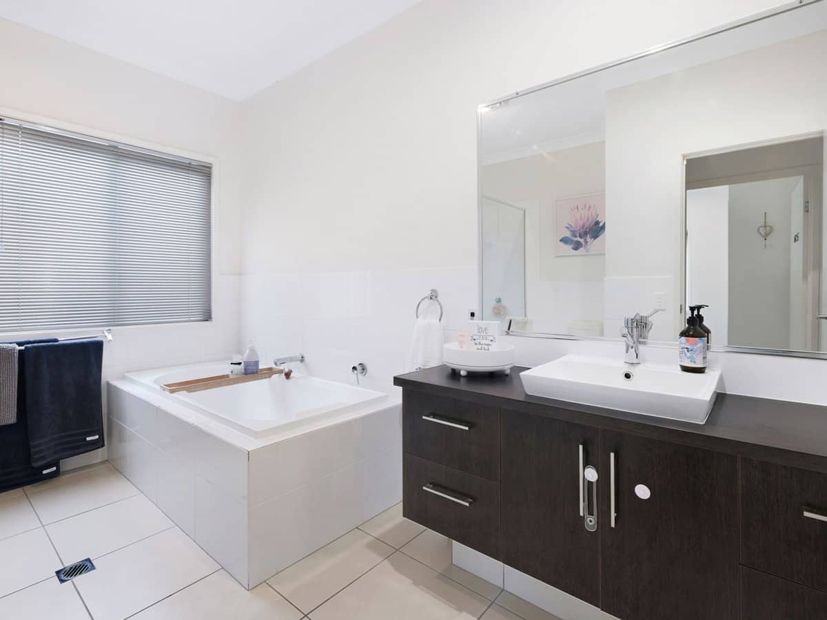 10 Wright Court, Upper Coomera - Thumbnail 18