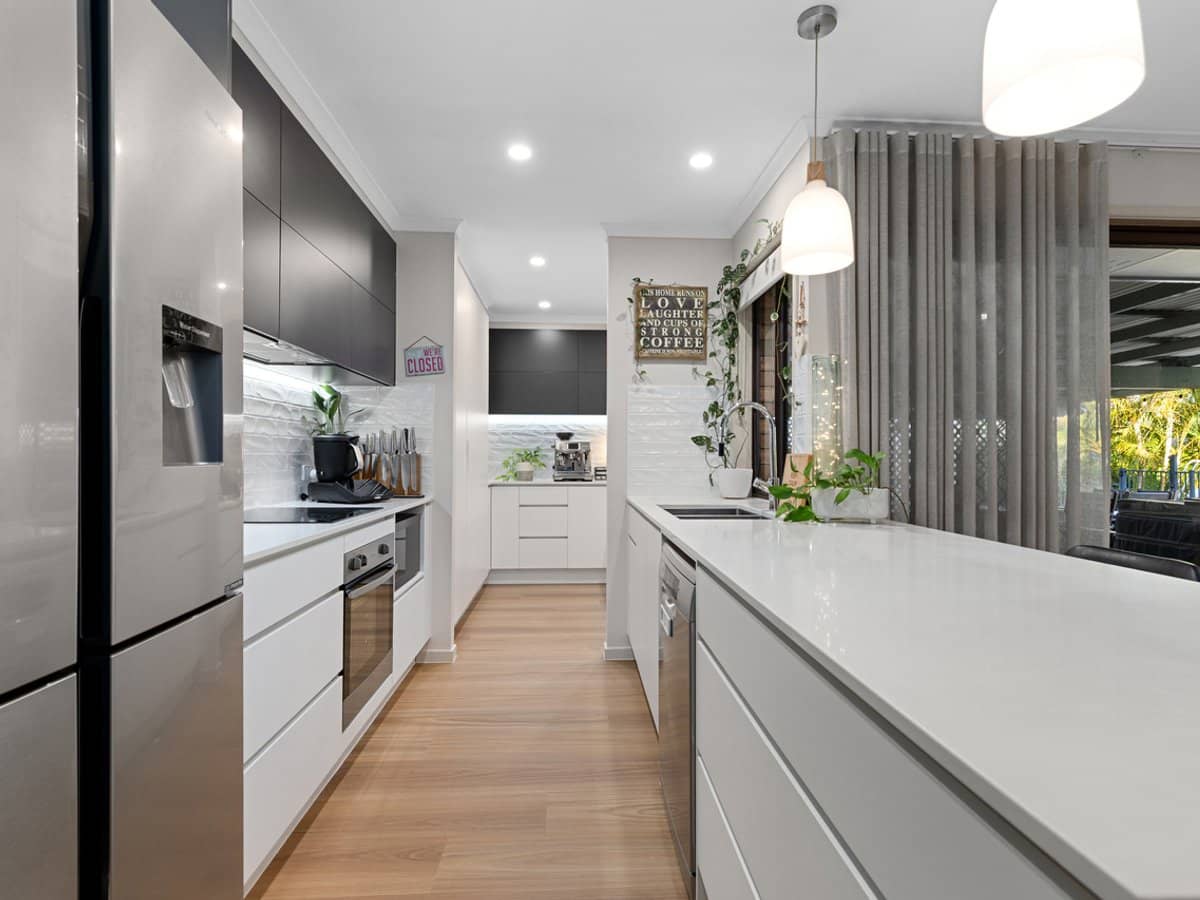 22 Adaminaby Drive, Helensvale - Thumbnail 1