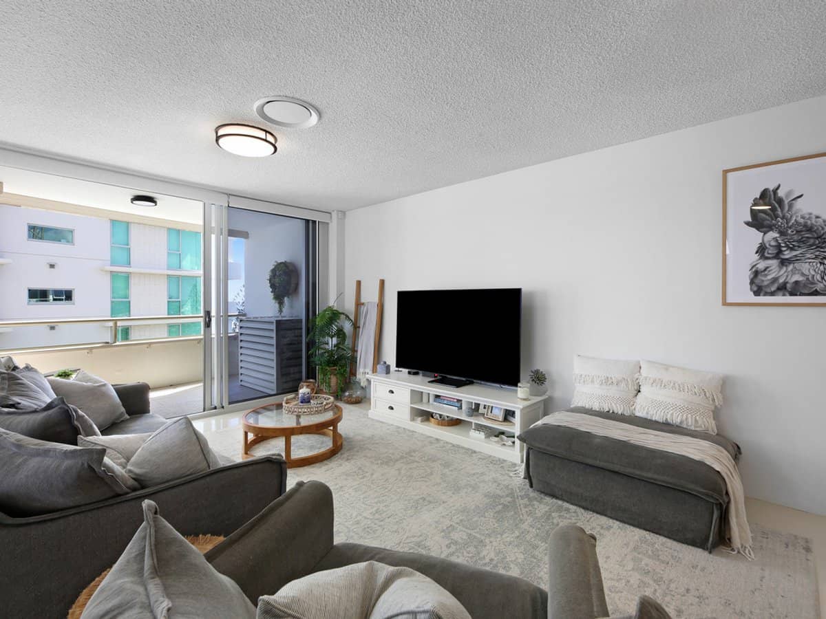 100 The Esplanade, Burleigh Heads - Thumbnail 7