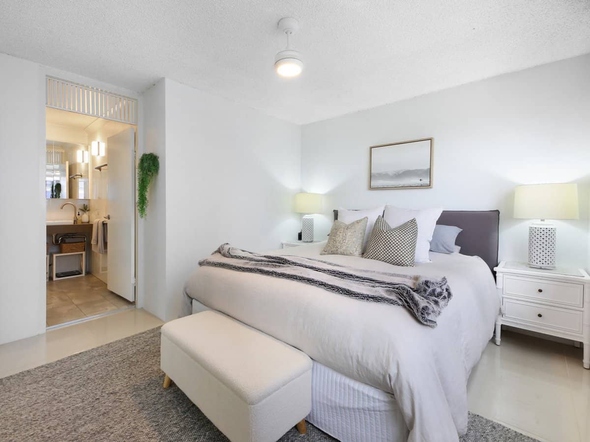 100 The Esplanade, Burleigh Heads - Thumbnail 18