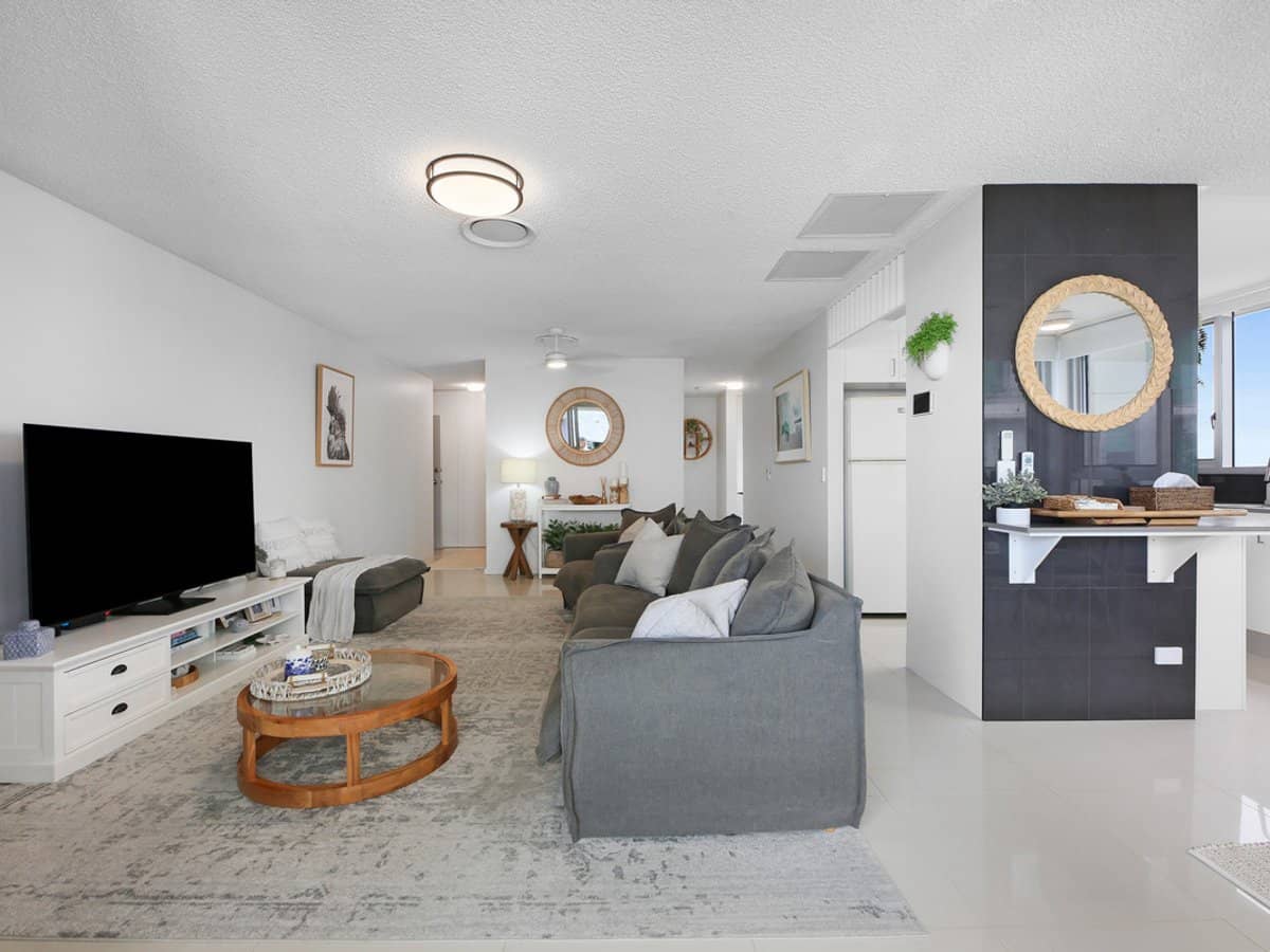 100 The Esplanade, Burleigh Heads - Thumbnail 19