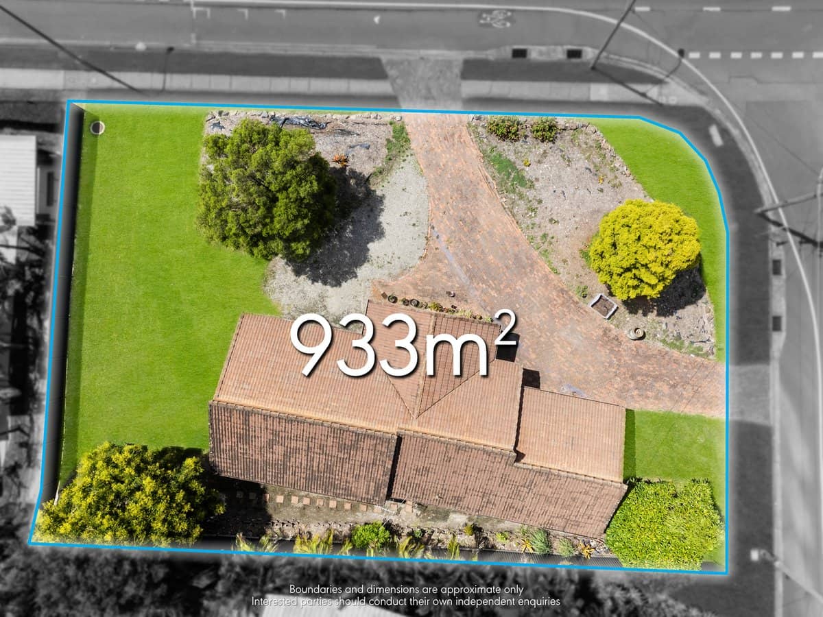 1 Lance Drive, MOUNT WARREN PARK - Thumbnail 1