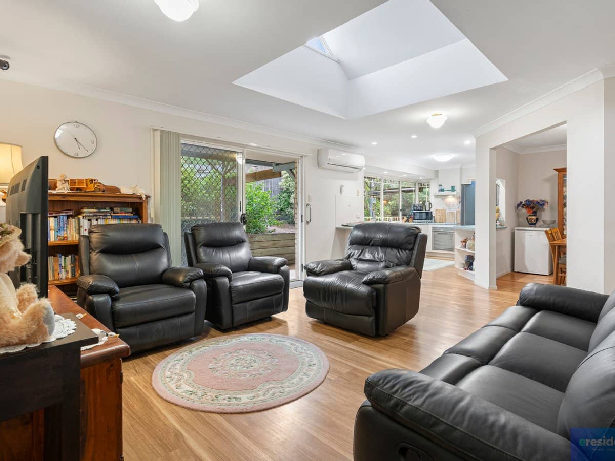 16 Mulligan Way, Edens Landing - Thumbnail 4