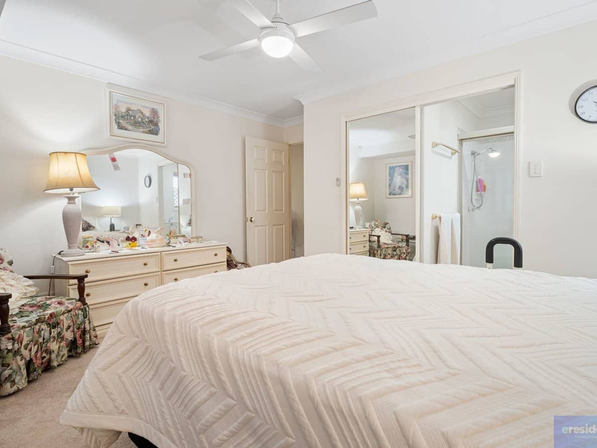 16 Mulligan Way, Edens Landing - Thumbnail 13