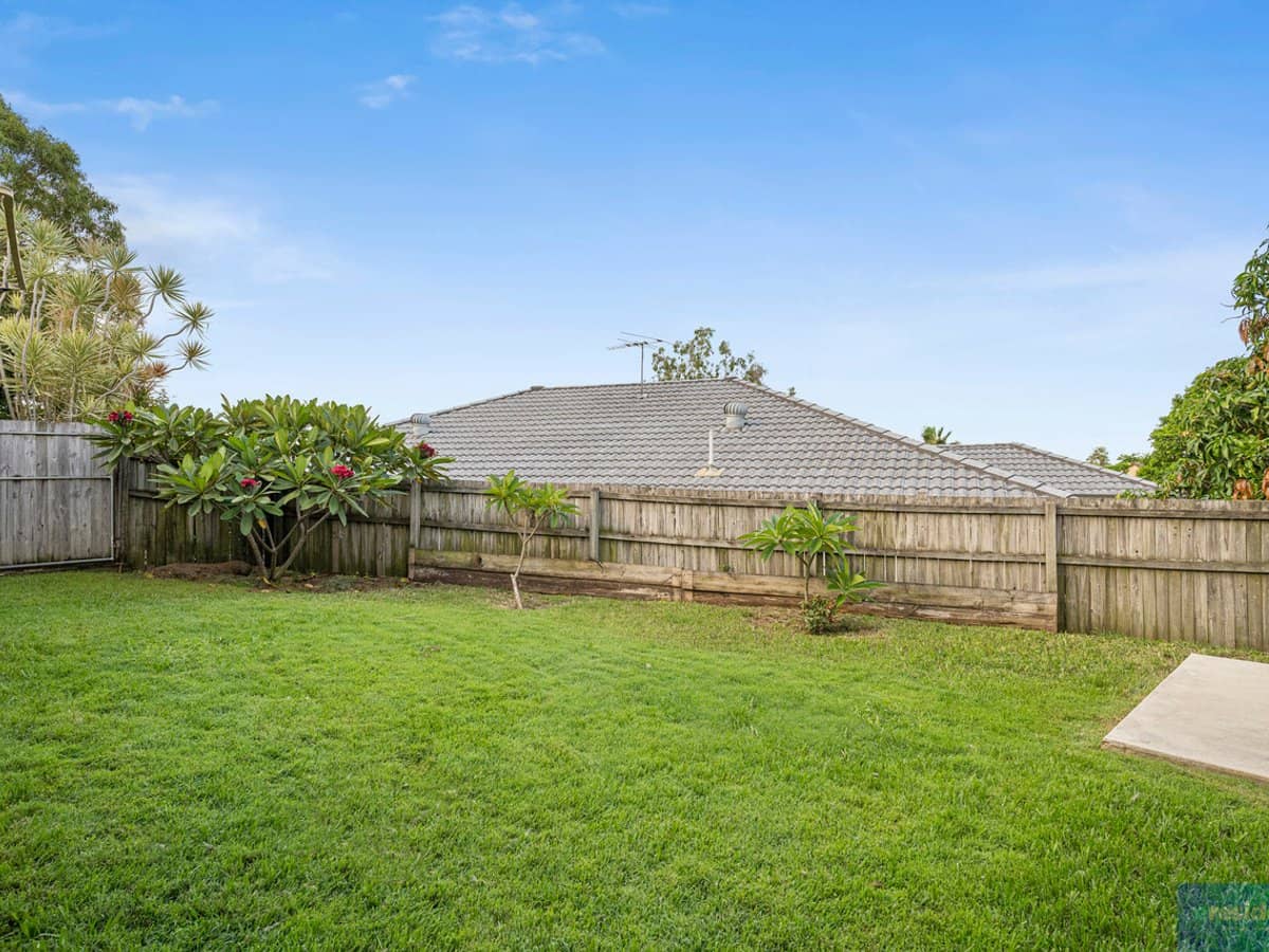 16 Mulligan Way, Edens Landing - Thumbnail 23