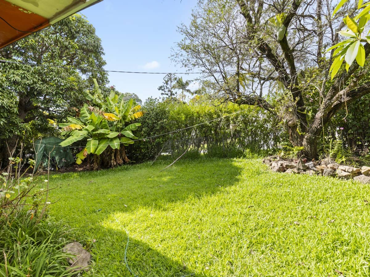 2 Wattle Street, VARSITY LAKES - Thumbnail 14