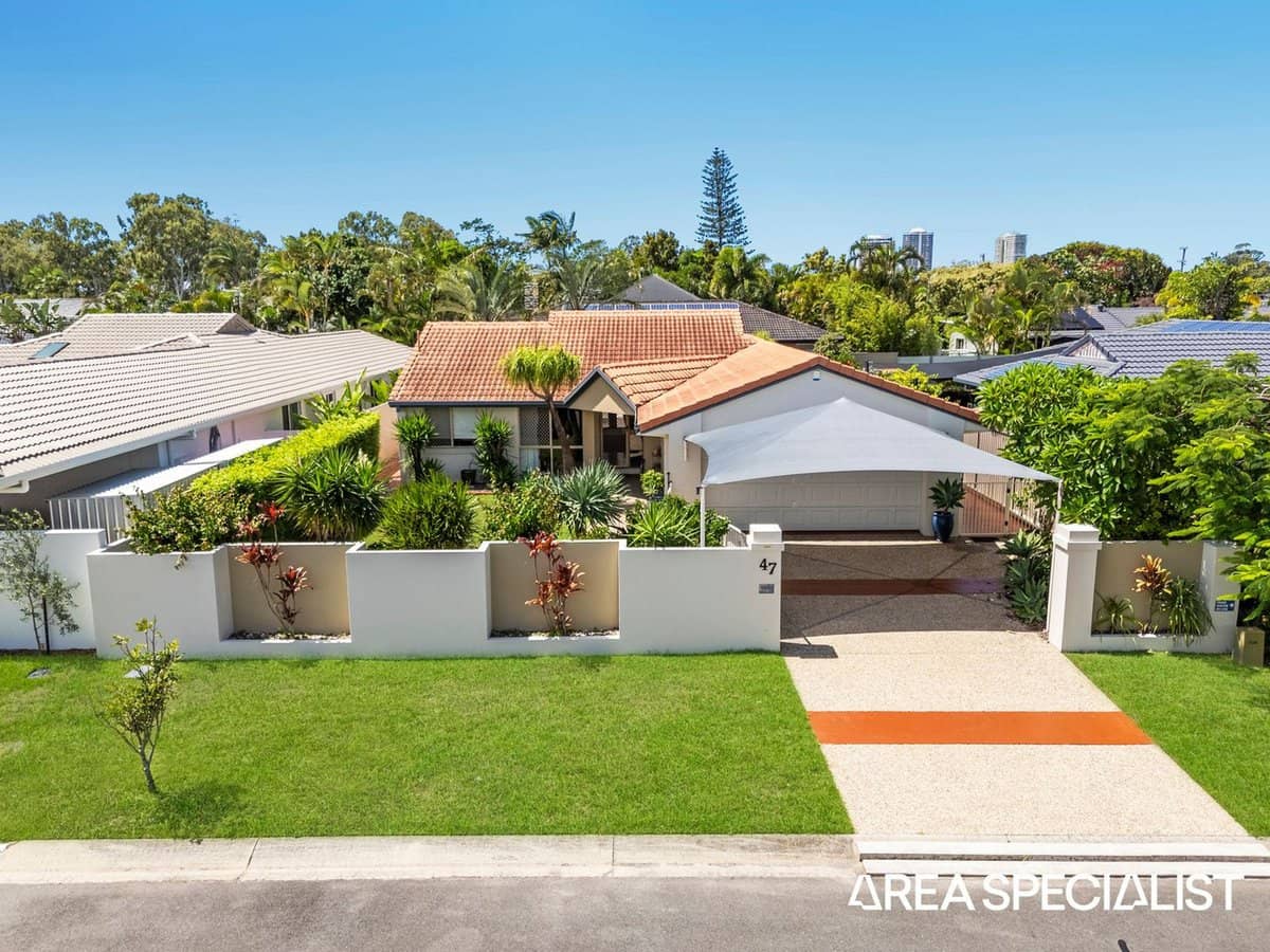 47 Anchorage Way, Runaway Bay - Thumbnail 1