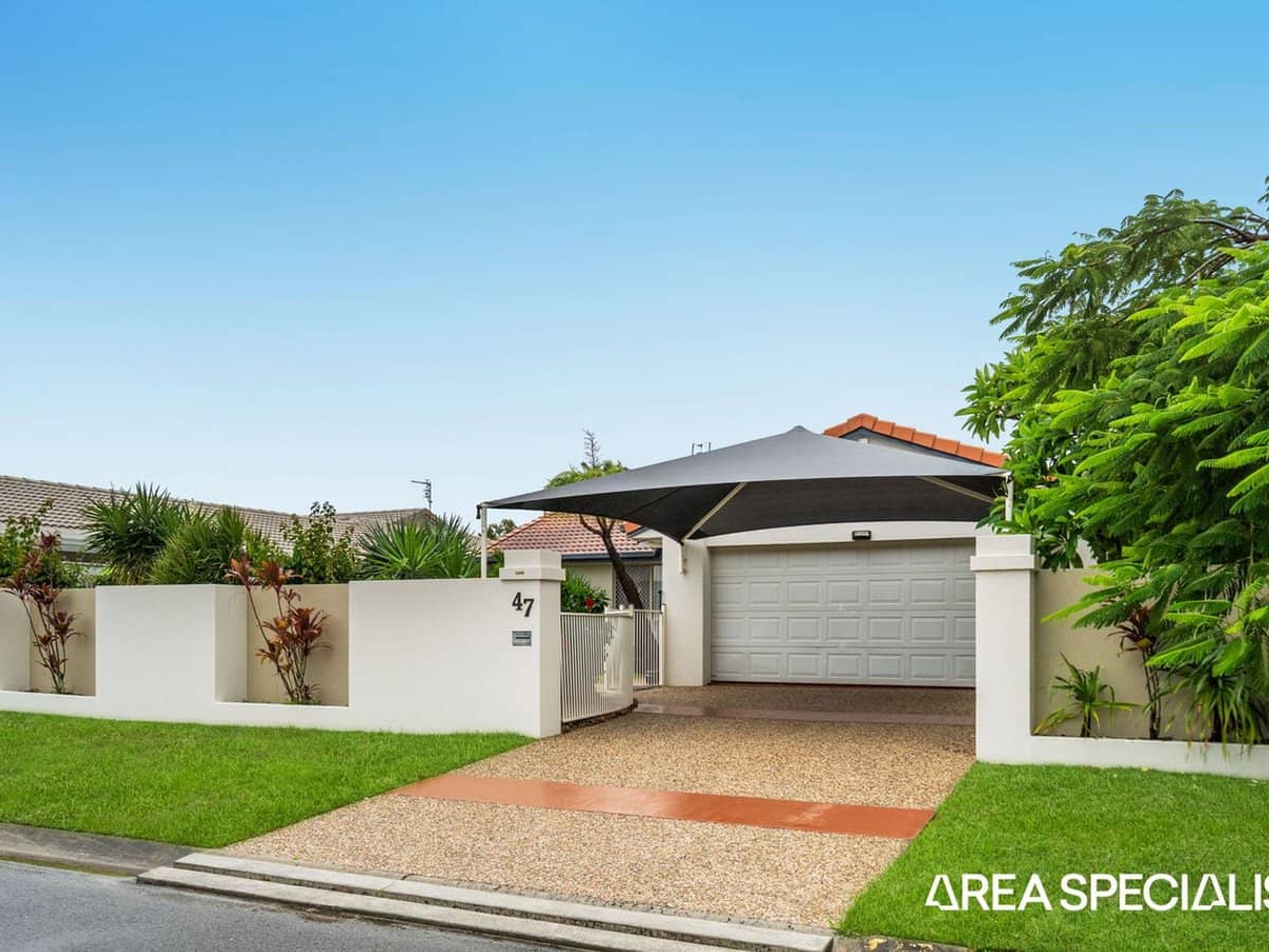 47 Anchorage Way, Runaway Bay - Thumbnail 2