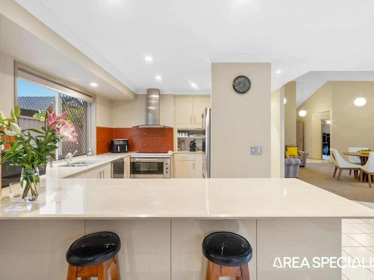 47 Anchorage Way, Runaway Bay - Thumbnail 6