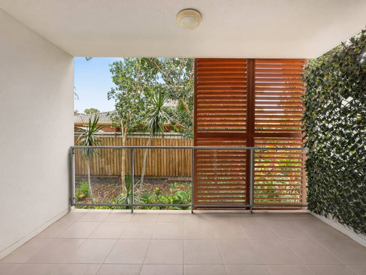 1-7 Waterford Court, BUNDALL - Thumbnail 11