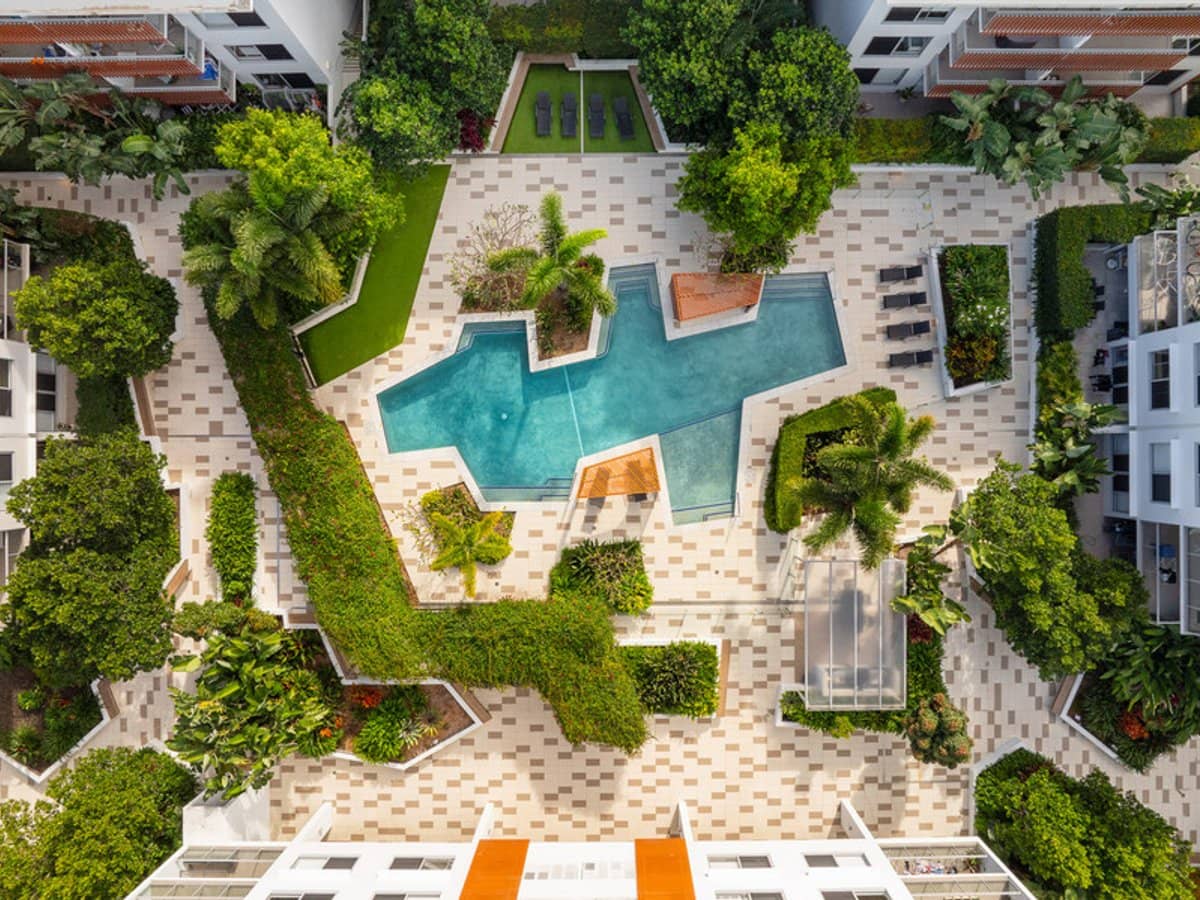 1-7 Waterford Court, BUNDALL - Thumbnail 12