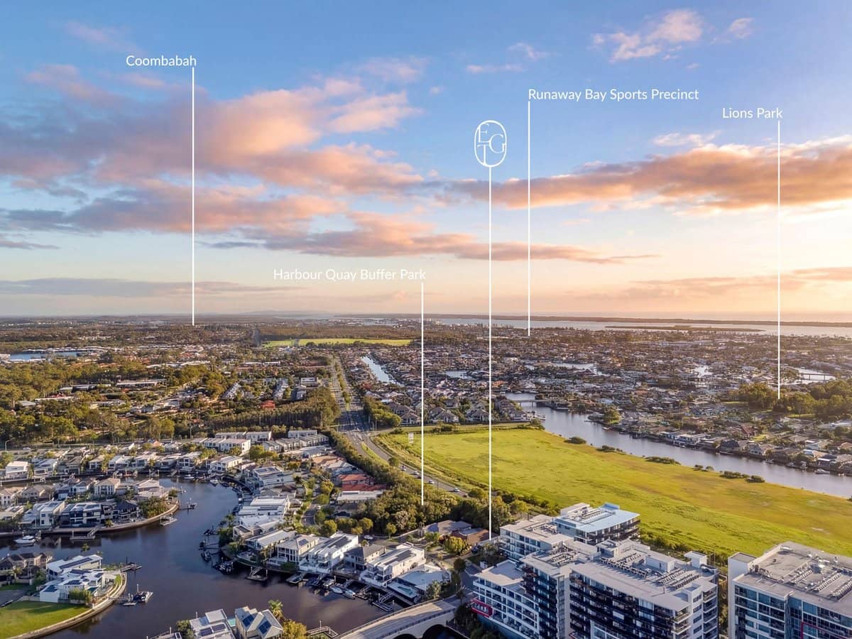 33 East Quay Drive, BIGGERA WATERS - Thumbnail 7