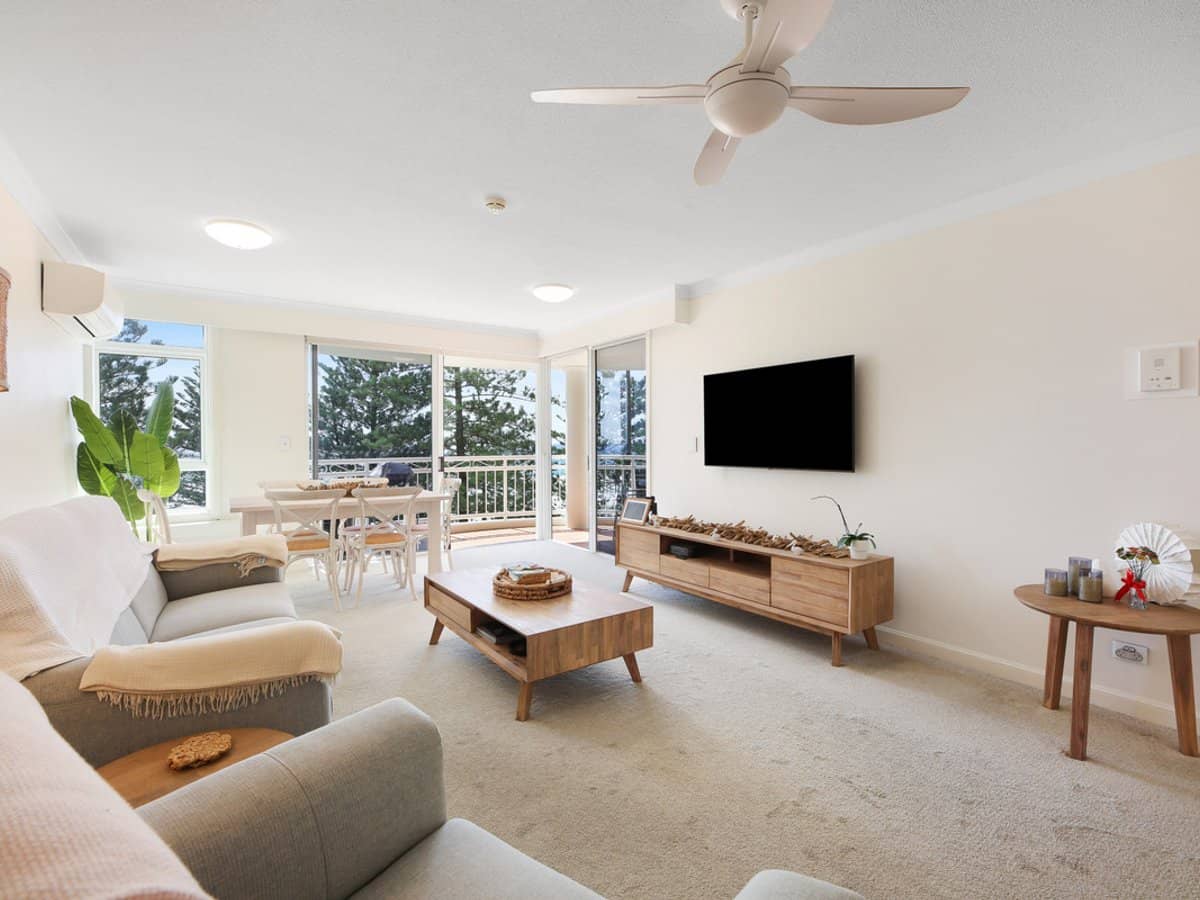 220 The Esplanade, Burleigh Heads - Thumbnail 6