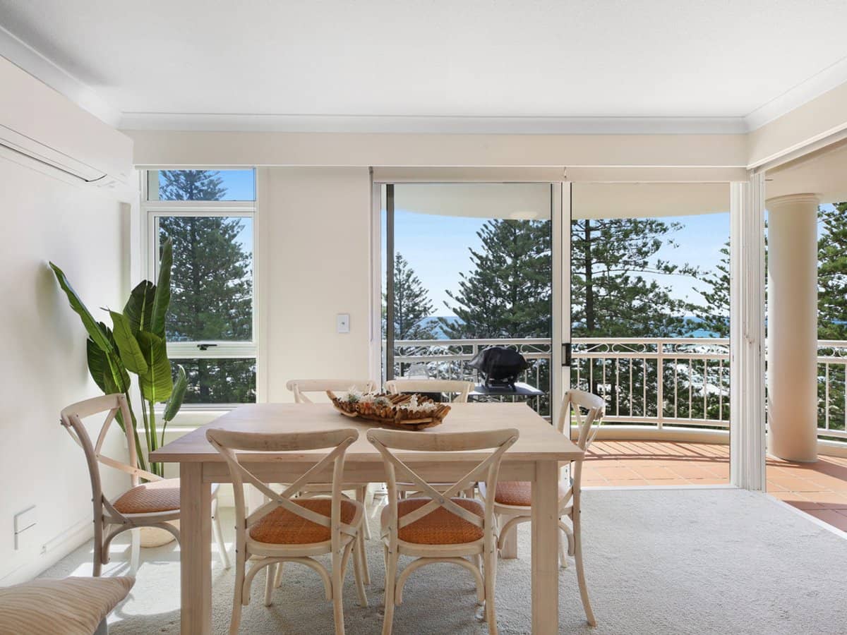 220 The Esplanade, Burleigh Heads - Thumbnail 8