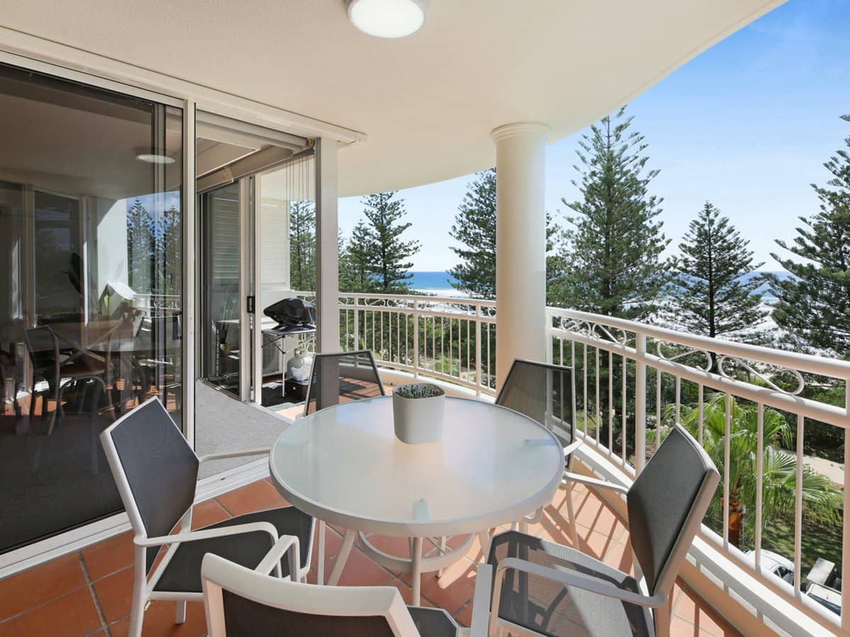 220 The Esplanade, Burleigh Heads - Thumbnail 9