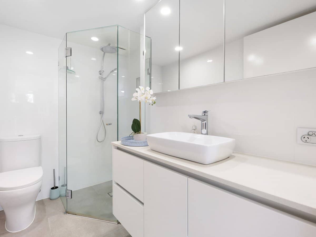 220 The Esplanade, Burleigh Heads - Thumbnail 17