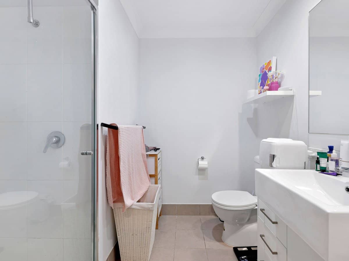 24 Careel Close, Helensvale - Thumbnail 10