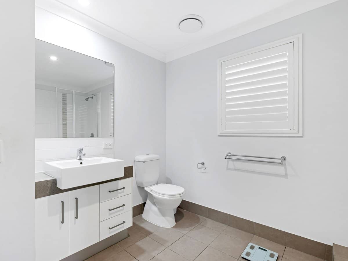 24 Careel Close, Helensvale - Thumbnail 15