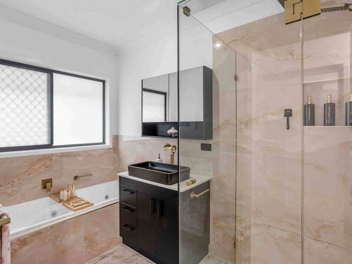 8 Bizet Court, Oxenford - Thumbnail 15