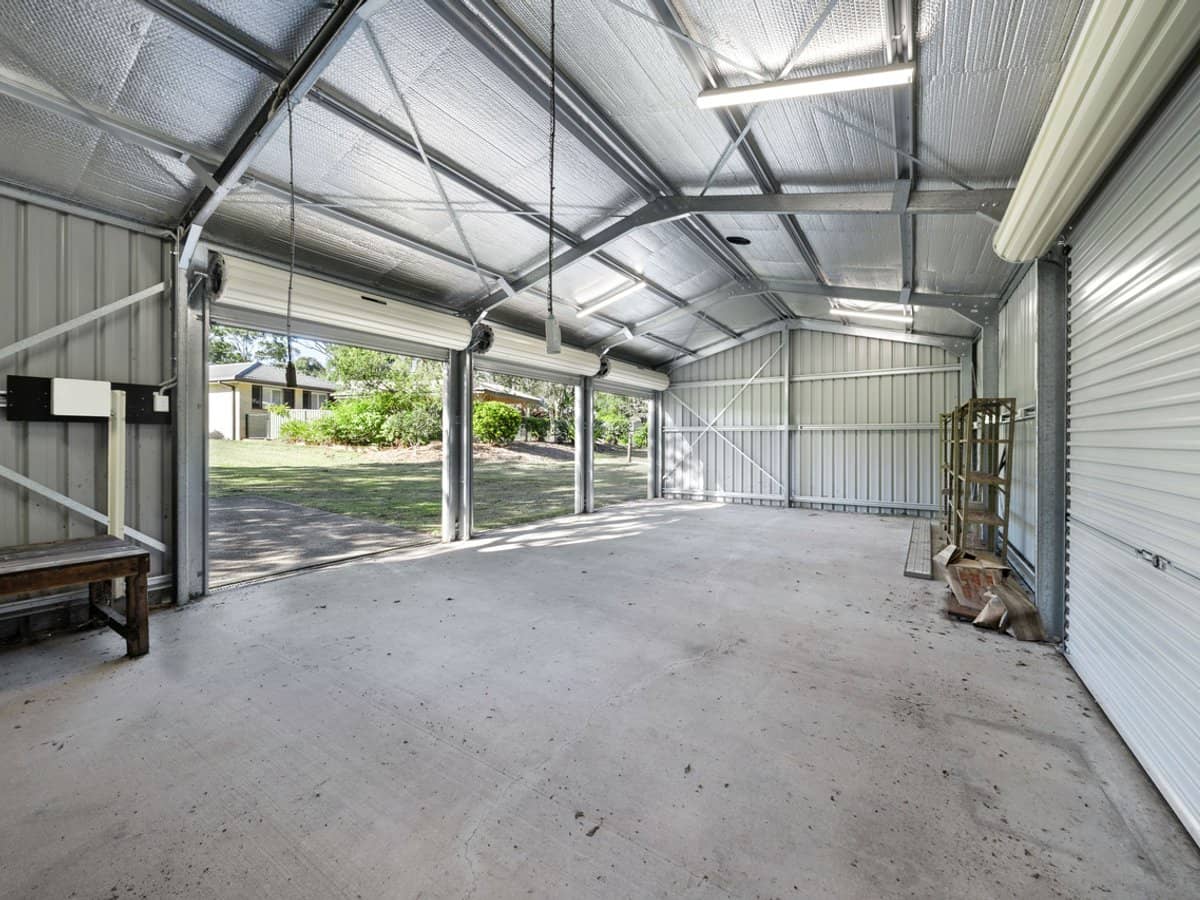 34 Oberon Way, Oxenford - Thumbnail 2