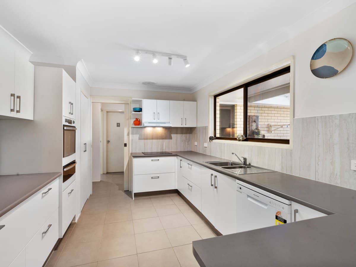 34 Oberon Way, Oxenford - Thumbnail 4