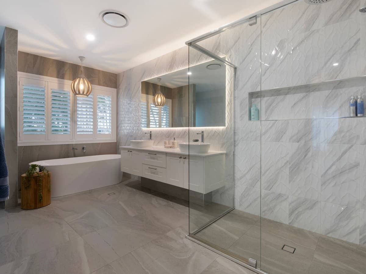 96 Lake Serenity Boulevard, Helensvale - Thumbnail 16