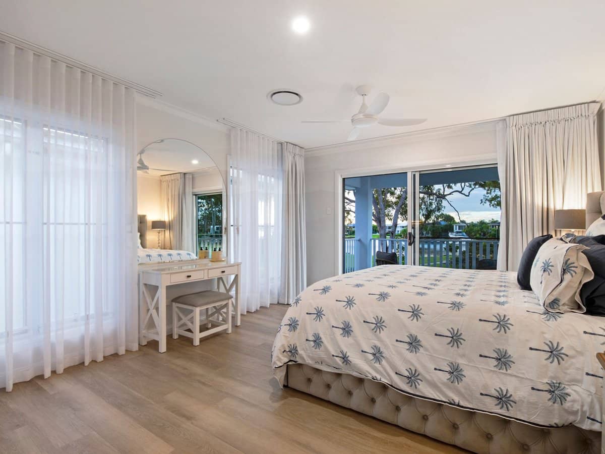 96 Lake Serenity Boulevard, Helensvale - Thumbnail 17