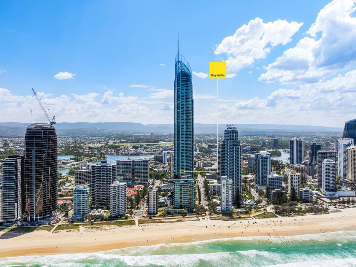 9 Hamilton Avenue, SURFERS PARADISE - Thumbnail 2