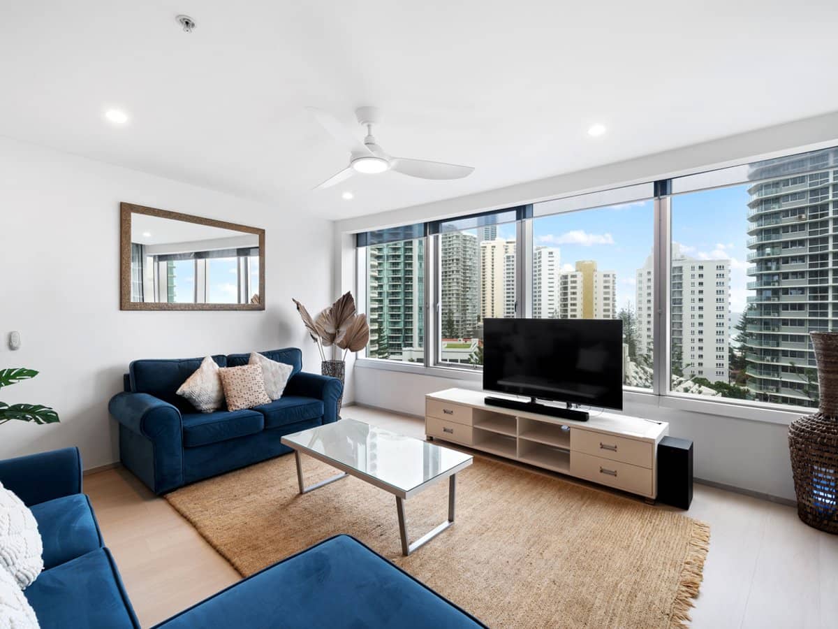 9 Hamilton Avenue, SURFERS PARADISE - Thumbnail 11