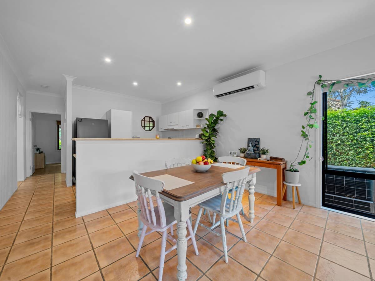 14 Shorehaven Place, VARSITY LAKES - Thumbnail 8