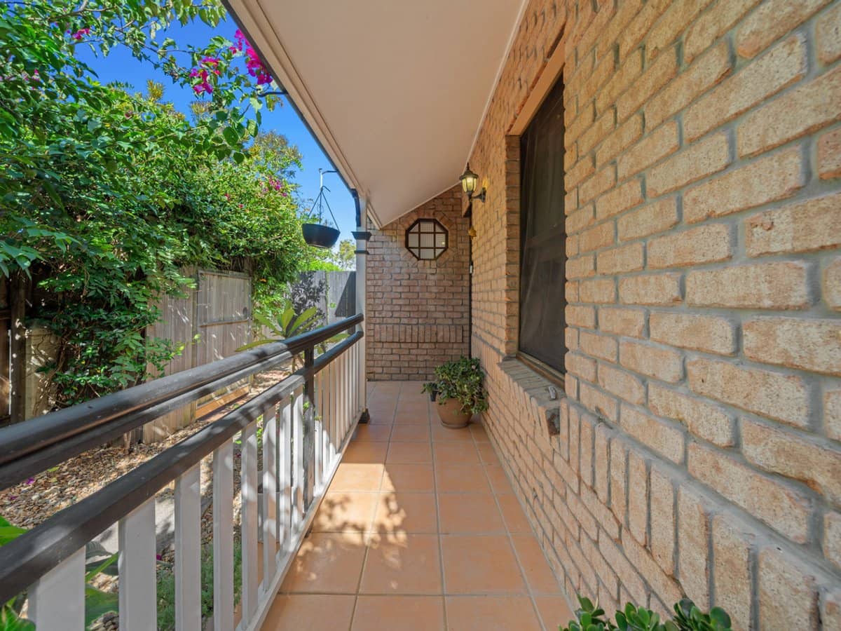 14 Shorehaven Place, VARSITY LAKES - Thumbnail 17