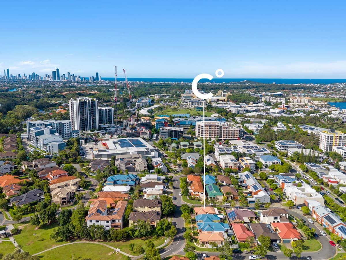 14 Shorehaven Place, VARSITY LAKES - Thumbnail 25